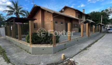 Casa com 4 quartos à venda na Rua da Amizade, 208, Pinheira, Palhoça, 160 m2 por R$ 980.000