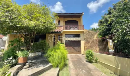 Casa com 3 quartos à venda na Rua Nações Unidas, 493, Nossa Senhora das Graças, Canoas, 189 m2 por R$ 750.000