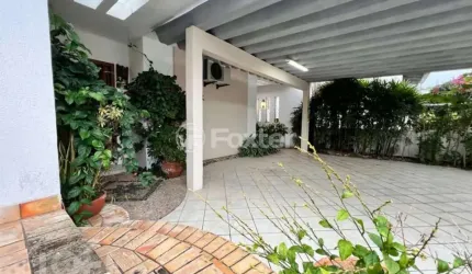 Casa com 3 quartos à venda na Rua Professor Paulo Roberto Martins, 180, Santa Mônica, Florianópolis, 161 m2 por R$ 1.700.000
