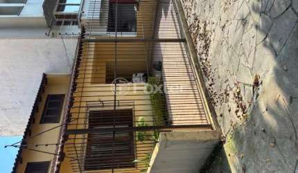 Casa com 3 quartos à venda na Rua Carlos Trein Filho, 291, Mont Serrat, Porto Alegre, 7 m2 por R$ 1.590.000