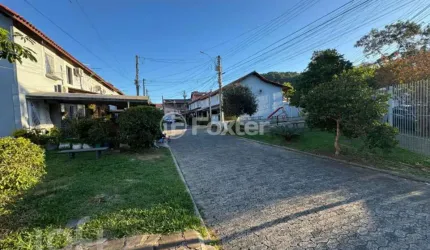 Casa com 1 quarto à venda na Avenida Juca Batista, 3559, Hípica, Porto Alegre, 85 m2 por R$ 212.000