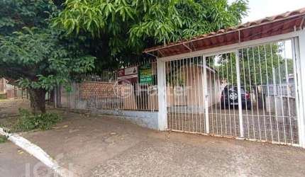 Casa com 3 quartos à venda na Rua Monteiro Lobato, 699, Igara, Canoas, 100 m2 por R$ 390.000