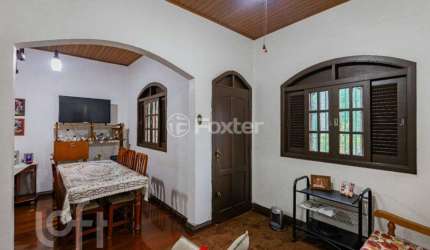 Casa com 2 quartos à venda na Rua Engenheiro Walter Boehl, 648, Vila Ipiranga, Porto Alegre, 89 m2 por R$ 850.000