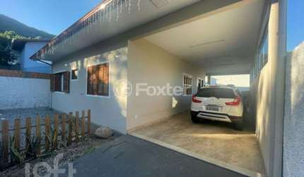 Casa com 3 quartos à venda na Estrada Francisco Thomas dos Santos, 669, Pântano do Sul, Florianópolis, 120 m2 por R$ 950.000