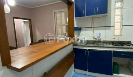 Apartamento com 3 quartos à venda na Rua Comendador Azevedo, 497, Floresta, Porto Alegre, 67 m2 por R$ 300.000
