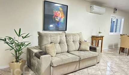 Casa com 3 quartos à venda na Rua Aldo Locatelli, 407, Parque Santo Inácio, Esteio, 198 m2 por R$ 580.000