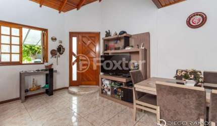 Casa com 2 quartos à venda na Rua Álamo-Branco, 45, Restinga, Porto Alegre, 139 m2 por R$ 340.000