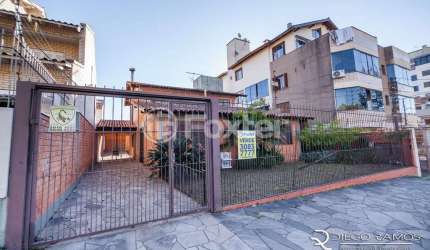 Casa com 4 quartos à venda na Rua Dona Adda Mascarenhas de Moraes, 877, Jardim Itu Sabará, Porto Alegre, 260 m2 por R$ 750.000