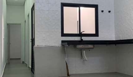 Casa com 2 quartos à venda na Rua Oswaldo Faccio, 102, Parque Residencial Sabiás, Indaiatuba, 70 m2 por R$ 380.000