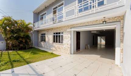 Casa com 3 quartos à venda na Odair Pazello, 561, Capão Raso, Curitiba por R$ 1.190.000