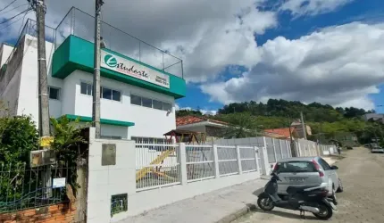 Vendo espaço para uso comercial no Bairro Passa Vinte- Palhoça-SC