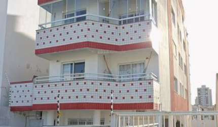 Apartamento Tríplex de 3 quartos sendo 1 suíte com closet no Jardim Atlântico - Florianópolis - SC