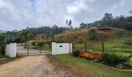 Terreno em condomínio rural com 681,70m² e vista livre em  Santo Amaro da Imperatriz/SC