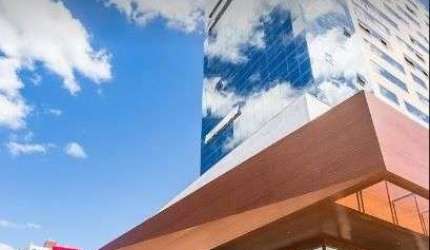 Aluga-se salas de 25 a 315 metros privativos em centro comercial no Estreito