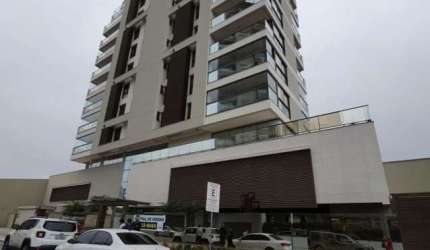 Apartamento de  03 dormitórios com suíte e duas vagas no Balneário do Estreito Florianópolis/Sc