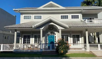 Casa 3 dormitórios à venda Barra Balneário Camboriú/SC