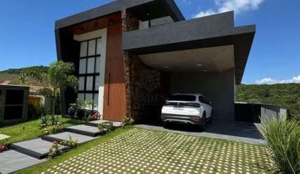 Casa / Condomínio Fechado / Balneário Camboriú - SC