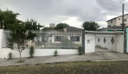 Casa Residencial com 3 quartos  à venda, 161.00 m2 por R$950000.00  - Jardim Carvalho - Ponta Grossa/PR