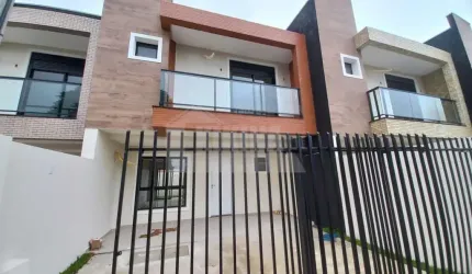 Sobrado com 3 quartos  à venda, 104.00 m2 por R$450000.00  - Jardim Carvalho - Ponta Grossa/PR