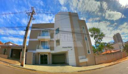 Apartamento com 1 quarto  para alugar, 35.00 m2 por R$850.00  - Centro - Ponta Grossa/PR