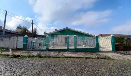 Casa Residencial com 4 quartos  à venda, 230.00 m2 por R$520000.00  - Nova Russia - Ponta Grossa/PR