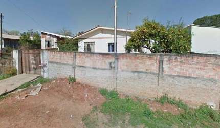 Casa Residencial com 3 quartos  à venda, 80.00 m2 por R$95000.00  - Uvaranas - Ponta Grossa/PR