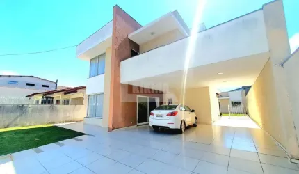 Casa Residencial com 3 quartos  à venda, 368.00 m2 por R$1650000.00  - Uvaranas - Ponta Grossa/PR