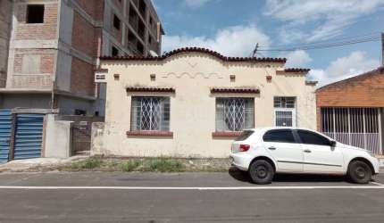 Terreno à venda, 253.00 m2 por R$194000.00  - Centro - Ponta Grossa/PR