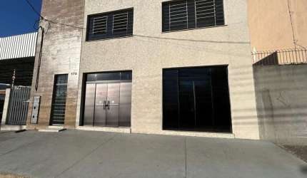Comercial para alugar, 45.00 m2 por R$2500.00  - Centro - Ponta Grossa/PR
