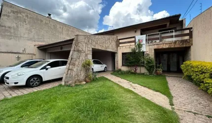 Casa Residencial com 5 quartos  à venda, 454.28 m2 por R$1800000.00  - Centro - Ponta Grossa/PR