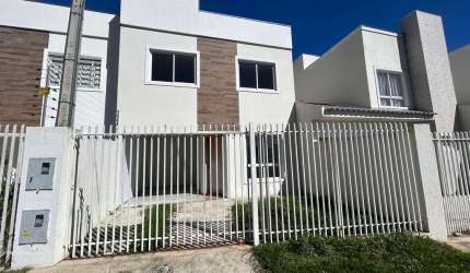 Sobrado com 3 quartos  à venda, 100.55 m2 por R$430000.00  - Uvaranas - Ponta Grossa/PR