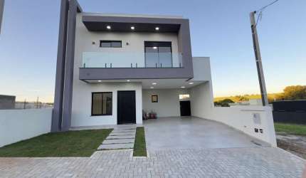 Sobrado com 3 quartos  à venda, 169.00 m2 por R$970000.00  - Jardim Carvalho - Ponta Grossa/PR