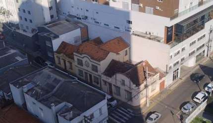 Casa Residencial com 3 quartos  à venda, 364.00 m2 por R$1500000.00  - Centro - Ponta Grossa/PR