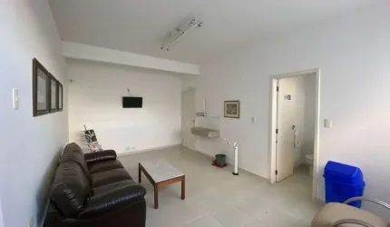 Comercial para alugar, 55.00 m2 por R$1500.00  - Centro - Ponta Grossa/PR