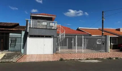 Sobrado com 4 quartos  à venda, 303.00 m2 por R$850000.00  - Contorno - Ponta Grossa/PR
