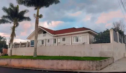 Casa Residencial com 4 quartos  à venda, 223.00 m2 por R$1300000.00  - Jardim Carvalho - Ponta Grossa/PR