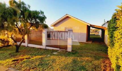 Casa Residencial com 2 quartos  para alugar, 40.00 m2 por R$700.00  -  - Ponta Grossa/PR