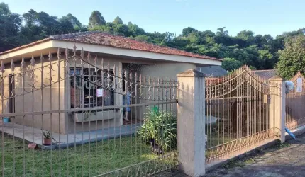Casa Residencial com 3 quartos  à venda, 423.00 m2 por R$550000.00  - Nova Russia - Ponta Grossa/PR