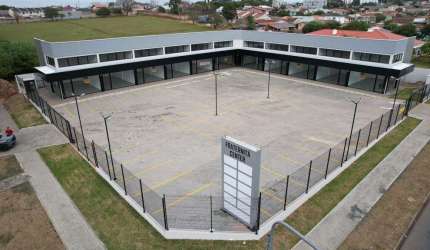 Comercial para alugar, 72.00 m2 por R$2200.00  - Uvaranas - Ponta Grossa/PR