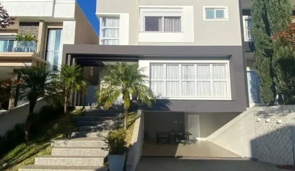 Sobrado com 4 quartos  à venda, 350.00 m2 por R$2500000.00  - Oficinas - Ponta Grossa/PR