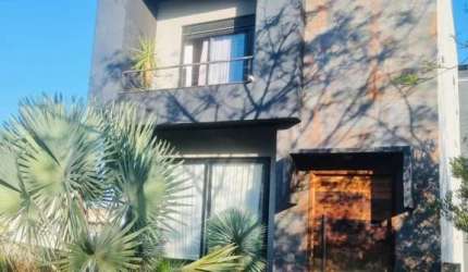 Casa Residencial com 3 quartos  à venda, 354.00 m2 por R$2300000.00  - Jardim Carvalho - Ponta Grossa/PR