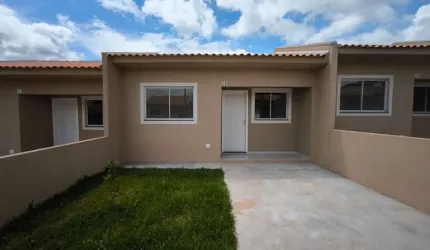 Casa Residencial com 2 quartos  para alugar, 55.00 m2 por R$900.00  - Uvaranas - Ponta Grossa/PR