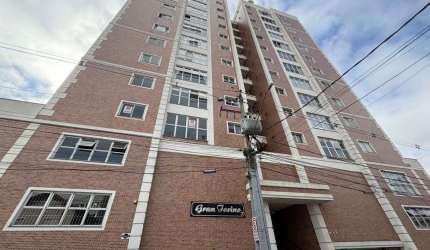Apartamento com 3 quartos  para alugar, 155.00 m2 por R$4950.00  - Centro - Ponta Grossa/PR
