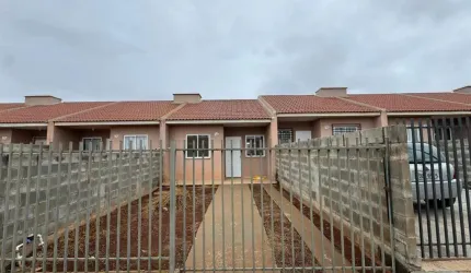 Casa Residencial com 2 quartos  para alugar, 50.00 m2 por R$800.00  - Neves - Ponta Grossa/PR