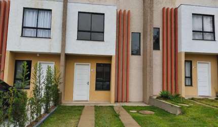 Sobrado com 2 quartos  para alugar, 61.00 m2 por R$1300.00  - Jardim Carvalho - Ponta Grossa/PR