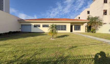 Casa Comercial com 4 quartos  para alugar, 240.00 m2 por R$7780.00  - Estrela - Ponta Grossa/PR