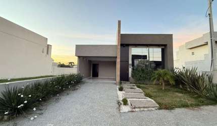 Casa em Condomínio para alugar, 150.00 m2 por R$4500.00  - Uvaranas - Ponta Grossa/PR