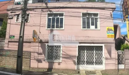 Casa Comercial com 2 quartos  para alugar, 150.00 m2 por R$2800.00  - Centro - Ponta Grossa/PR