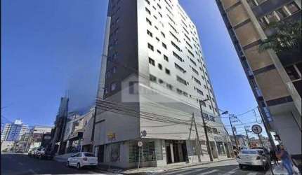 Apartamento com 3 quartos  à venda, 190.00 m2 por R$450000.00  - Centro - Ponta Grossa/PR