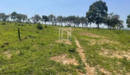 Terreno à venda em com 1.250 m² em Salto de Pirapora